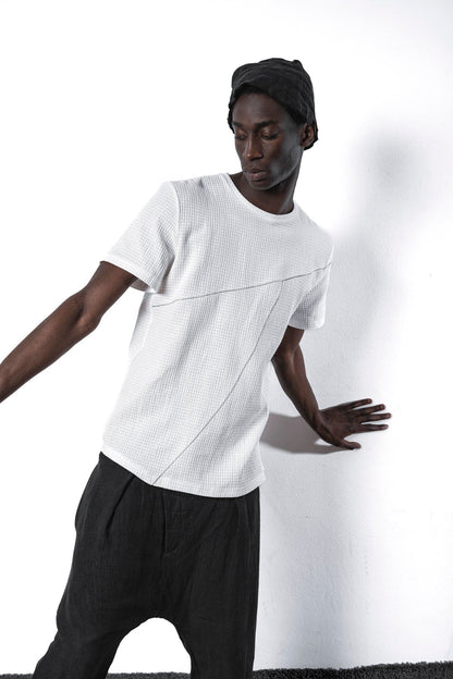 eigensinnig wien | Nevermind | Ausgefallenes T-Shirt in Weiß aus Baumwolle