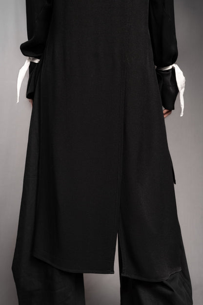 eigensinnig wien | PJ | Elegantes Blusenkleid im extravaganten Grunge Style