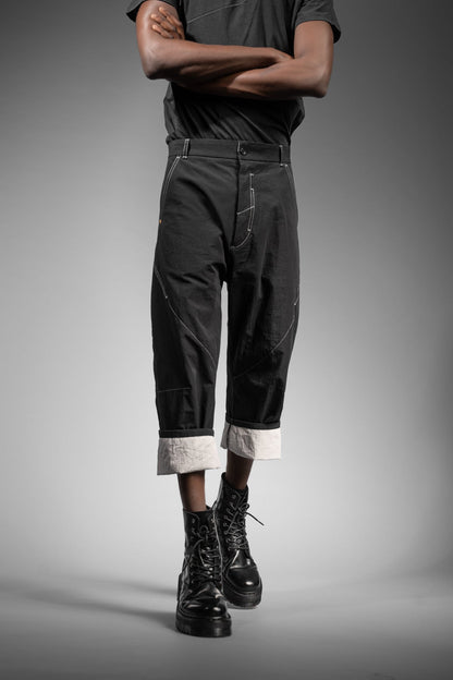 eigensinnig wien | Quarles | Schwarze Designer Baggy Pants aus japanischer Baumwolle