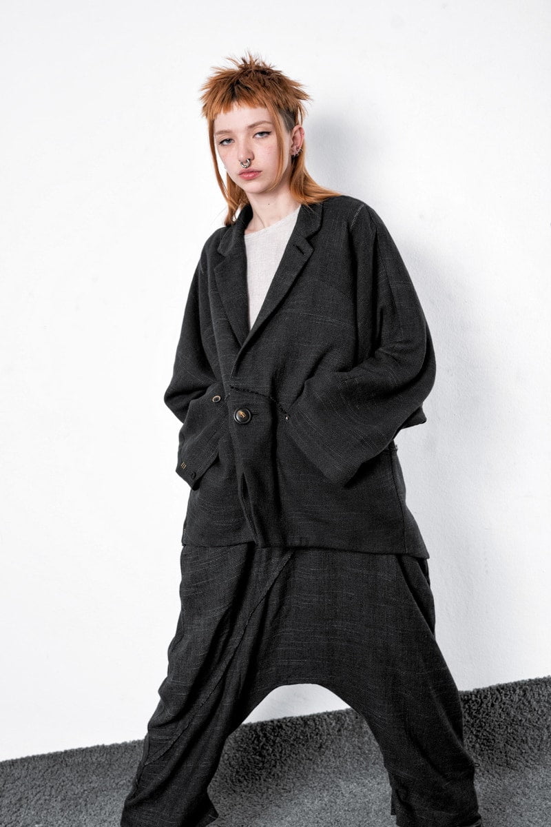 Avant-garde kimono jacket for women and men in navy blue