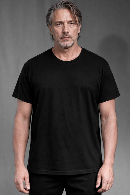 eigensinnig wien | Simandl | Schwarzes, Minimalistisches Designer T-Shirt aus feiner Baumwolle