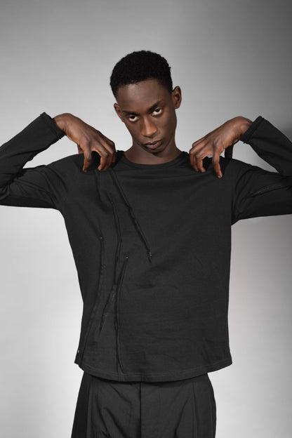 eigensinnig wien | Snark | Schwarzer Distressed-Pullover aus hochwertiger Feinstrick-Baumwolle aus Japan