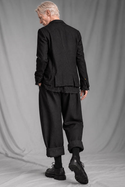 eigensinnig wien | VinFra | Schwarzer Designer-Anzug für Herren mit weiter Bundfaltenhose aus italienischer Wolle