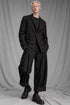 eigensinnig wien | VinFra | Schwarzer Designer-Anzug für Herren mit weiter Bundfaltenhose aus italienischer Wolle