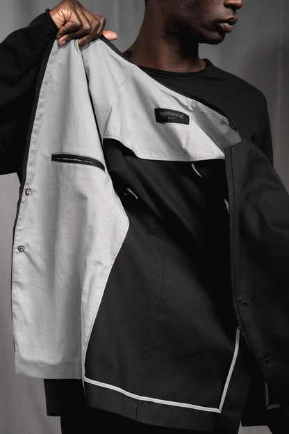 eigensinnig wien | Walpole | Leichtes Herren Designersakko mit Stehkragen aus schwarzer Gabardine-Baumwolle