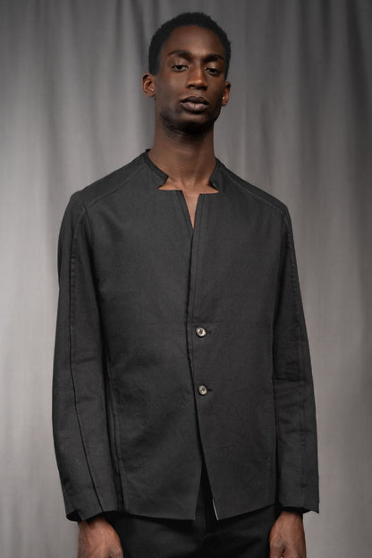 eigensinnig wien | Walpole | Leichtes Herren Designersakko mit Stehkragen aus schwarzer Gabardine-Baumwolle