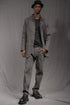 eigensinnig wien | WotWal | Skulpturaler Herrenanzug aus Cold Dye Rigid Denim in Moosgrau