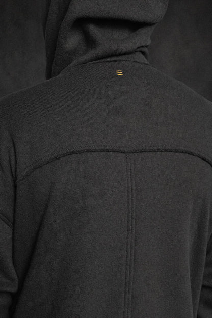 eigensinnig wien | ZepSpi | Nonkonformistischer Designer-Zweiteiler mit Bomberjacke und Hakama-Hose