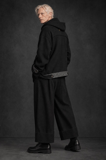 eigensinnig wien | ZepSpi | Nonkonformistischer Designer-Zweiteiler mit Bomberjacke und Hakama-Hose