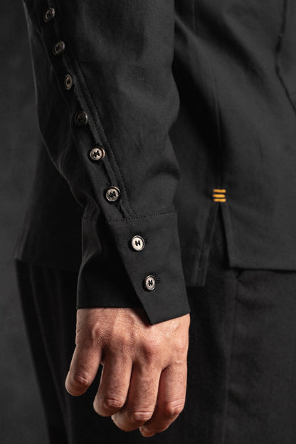 eigensinnig wien | Zinken | Schwarzes Designer-Herrenhemd aus hochwertiger Baumwolle