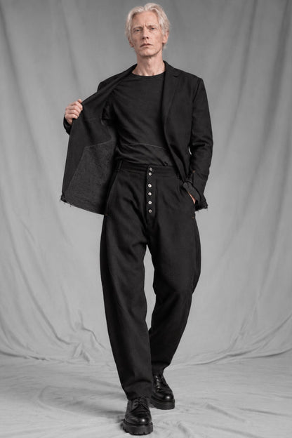 eigensinnig wien | RotVin | Designer Two-Piece Suit with Knickerbocker Pants in Italian Virgin Wool