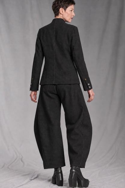 eigensinnig wien | SonNin | Women’s Designer Suit with Barrel-Leg Pants in Luxury Wool