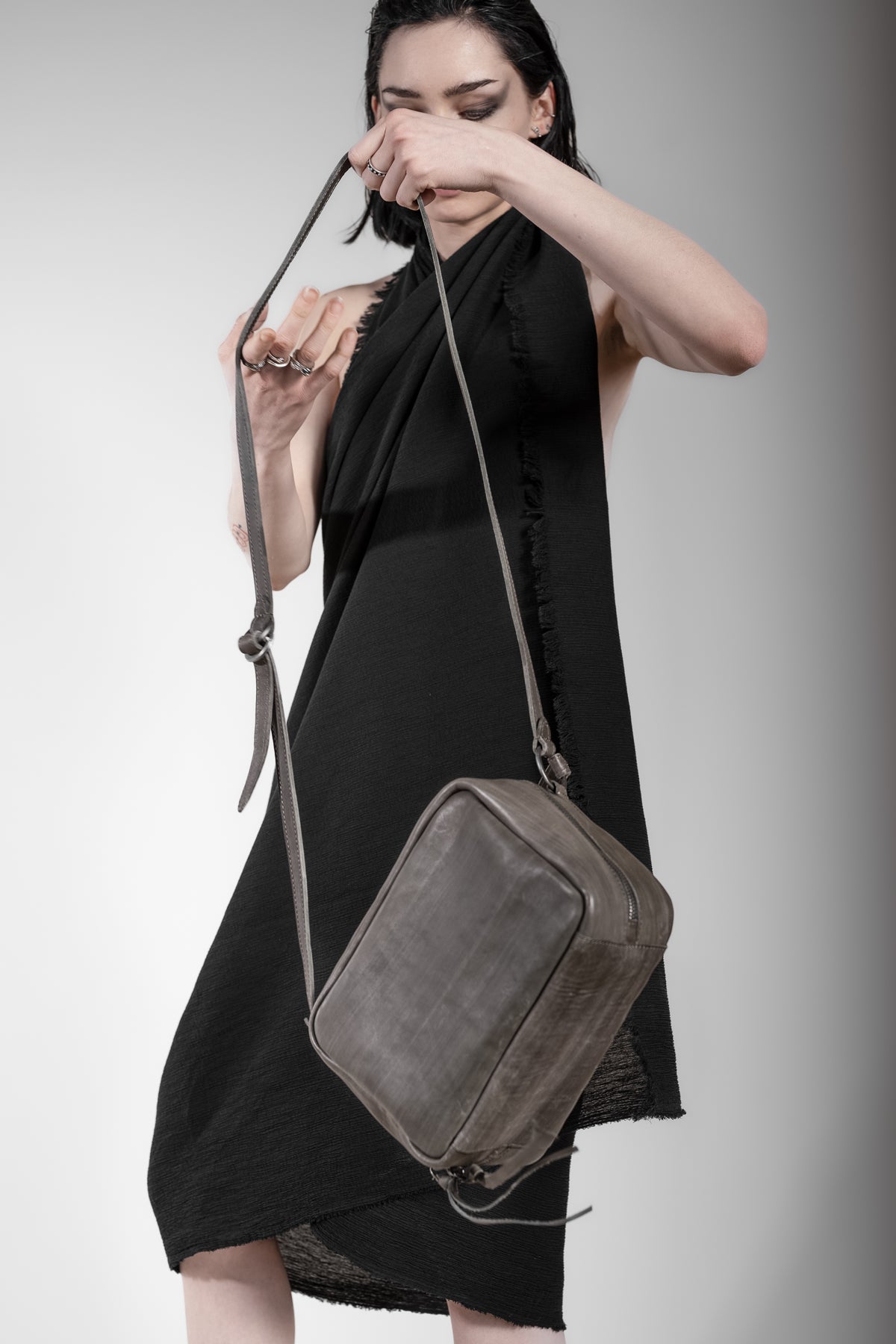 Small Leather Camera Bag in Gray Tagliovivo - Main Image