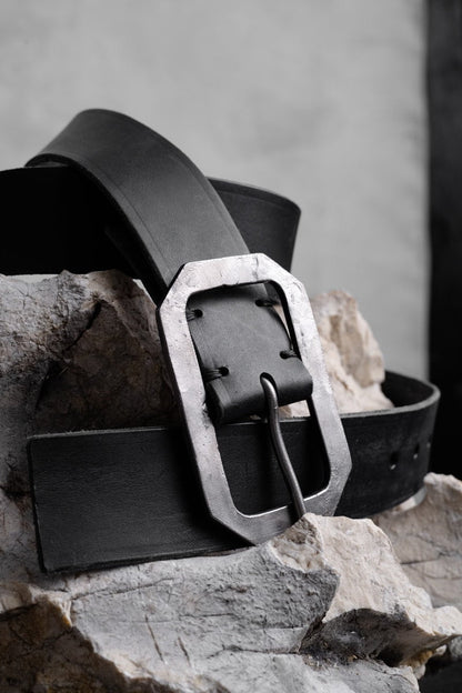 Tagliovivo | Hoctagon Belt | Ledergürtel in Schwarz mit großer Schnalle