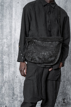 Tasche Tagliovivo | Marsupio XL | Große Crossbody Tasche aus Leder in schwarz - eigensinnig wien Online Shop für Designer Mode und Avantgarde Mode