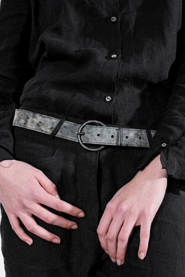 Tagliovivo | Ring Buckle Belt | Runder Ledergürtel mit handgeschmiedeter Schnalle in Grau