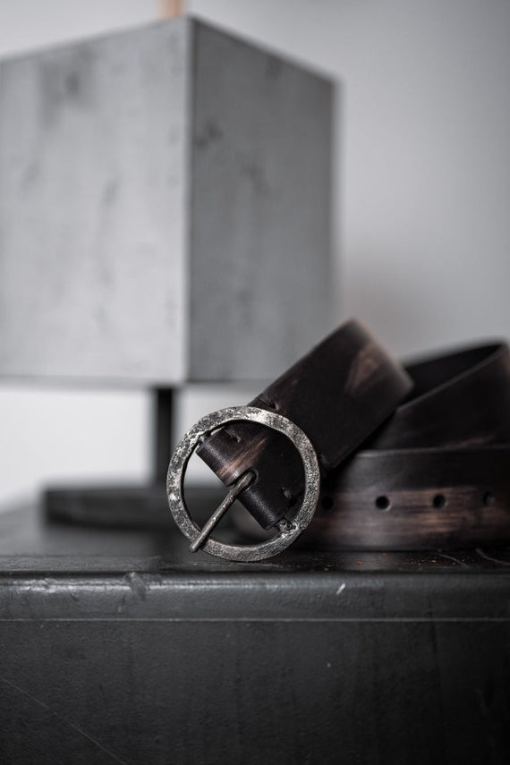 Tagliovivo | Ring Buckle L | Breiter Ledergürtel mit runder Schnalle